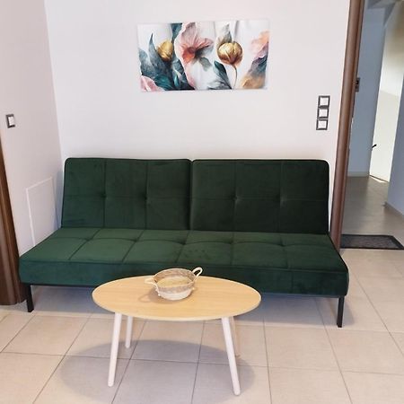Maria'S Rose Garden Apartment Lefkada City ภายนอก รูปภาพ