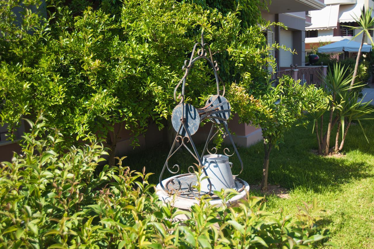 Maria'S Rose Garden Apartment Lefkada City ภายนอก รูปภาพ